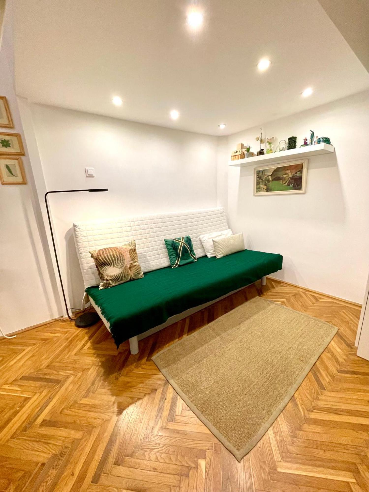 Green Pearl Apartment At St Stephen' S Basilica Budapest Exterior foto