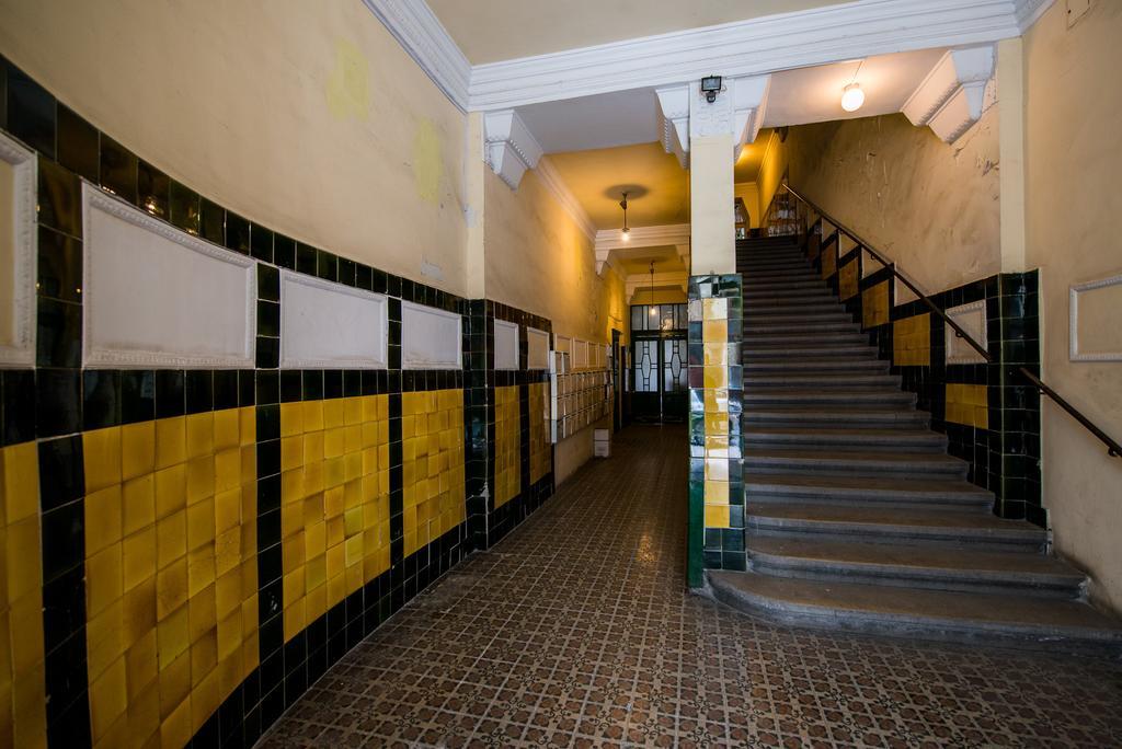 Green Pearl Apartment At St Stephen' S Basilica Budapest Exterior foto